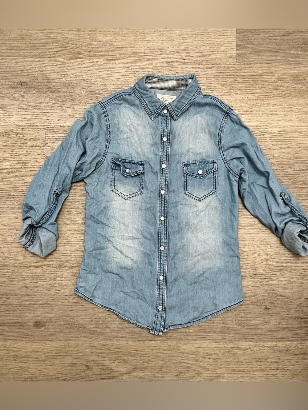 Chiqle Denim Architect Light Blue Denim Button-Up Shirt Size Small Vintage Y2K